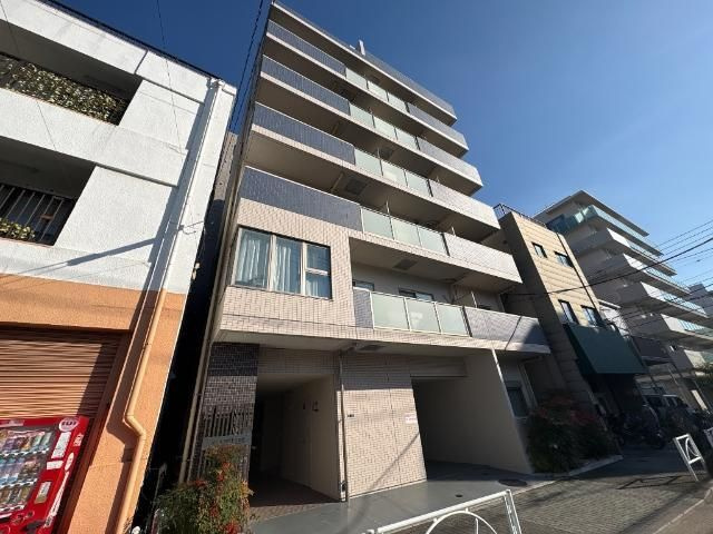 ヴィラ・ツリーサイドのエントランス