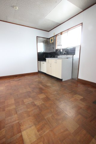 メゾンＴＡＭＡＭＩ（珠実荘）の居間・リビング|現状優先です。