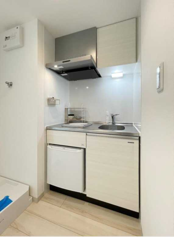 デュオメゾン三軒茶屋　デザイナーズ　築浅　TVドアホンのキッチン