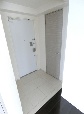 【玄関】 | メトロタワーヤマシタチョウ