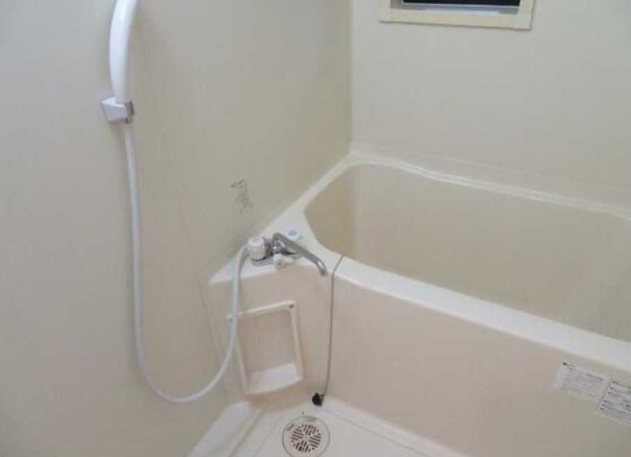 エスポワールM　オートロック　駅近　南西角部屋の浴室