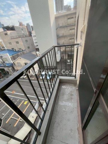 パインコート大淀のバルコニー|外からの目が気にならないバルコニーで洗濯物が干せます