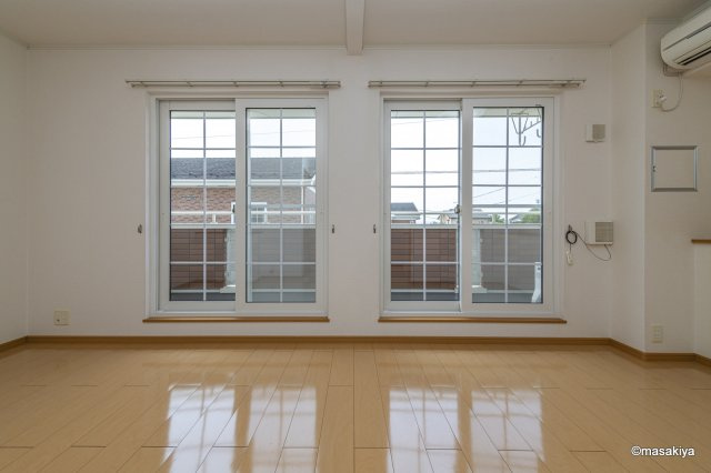 バードランド　Cの居間・リビング