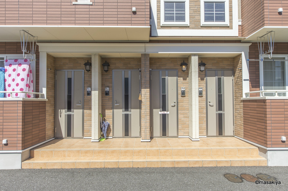 バードランド　Cのエントランス|エントランス