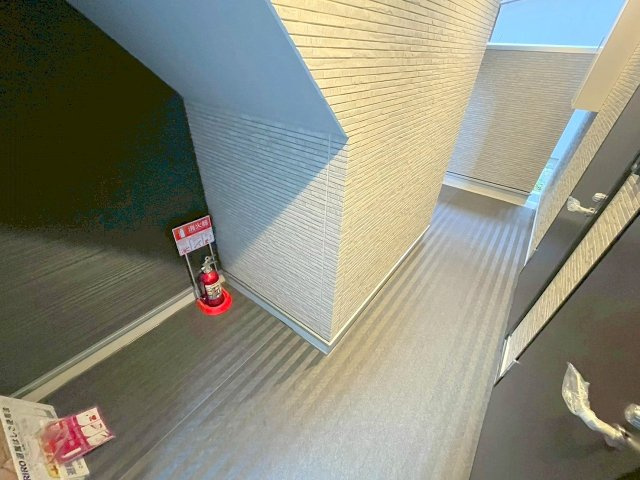 リブレメゾン淡路1のロビー