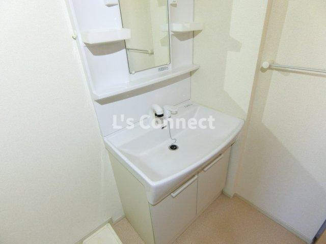 【洗面所】 | ドリームワークス　五番館 | 朝の支度もスムーズな独立洗面台。