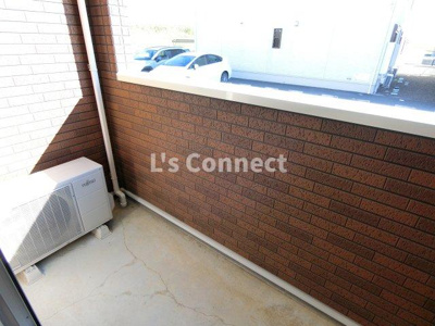 【バルコニー】 | ドリームワークス　五番館 | 晴れた日には洗濯物もたくさん干せます。