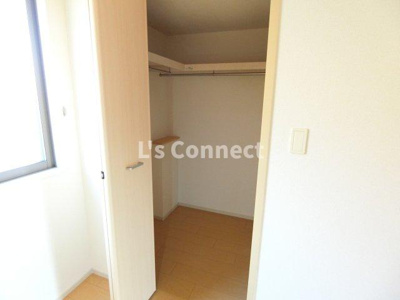 【収納】 | ドリームワークス　五番館 | ウォークインクローゼットでお荷物もすっきり収納。