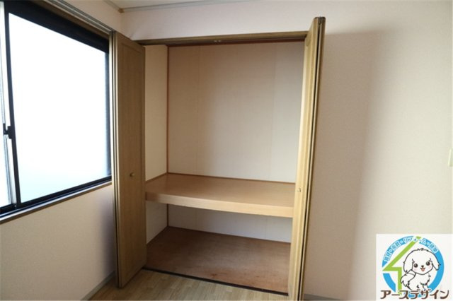 ジュネス・マノアールⅠの収納|パース写真