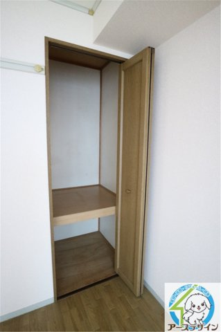 ジュネス・マノアールⅠの収納|パース写真