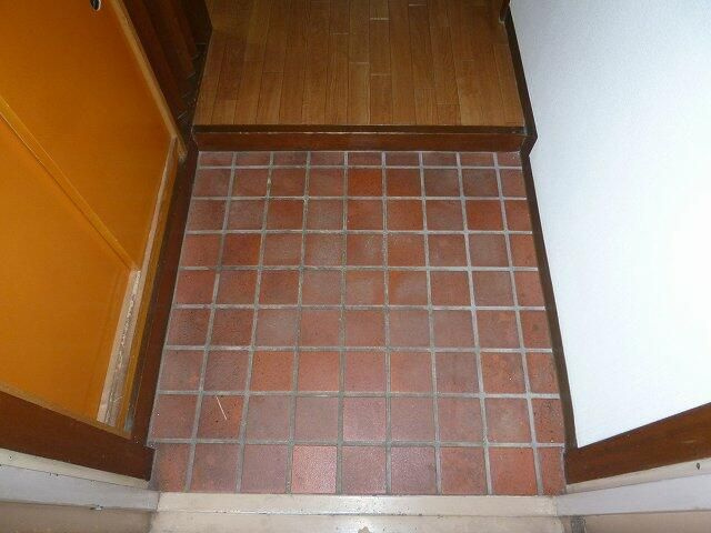 シャルマン吉祥寺の玄関