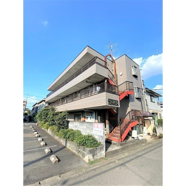 ニューアイコーマンションの外観