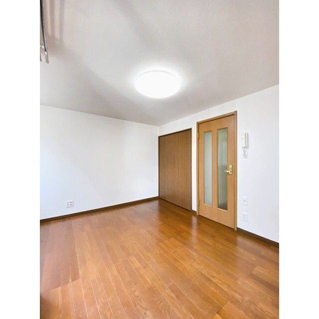 ニューアイコーマンションの内装