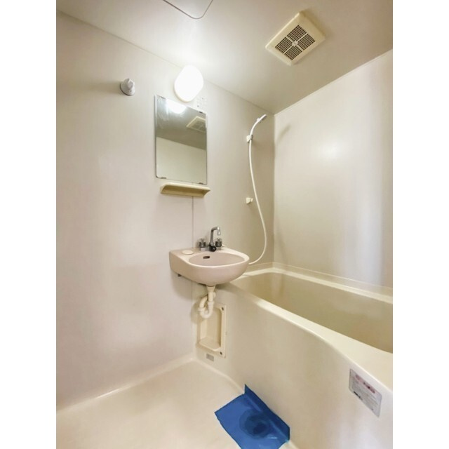 ニューアイコーマンションの内装