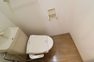 【洗面所】 | ヴィブレアトリオ | 201　洗面所