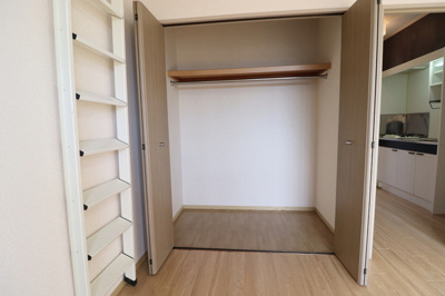 【トイレ】 | ヴィブレアトリオ | 201　トイレ