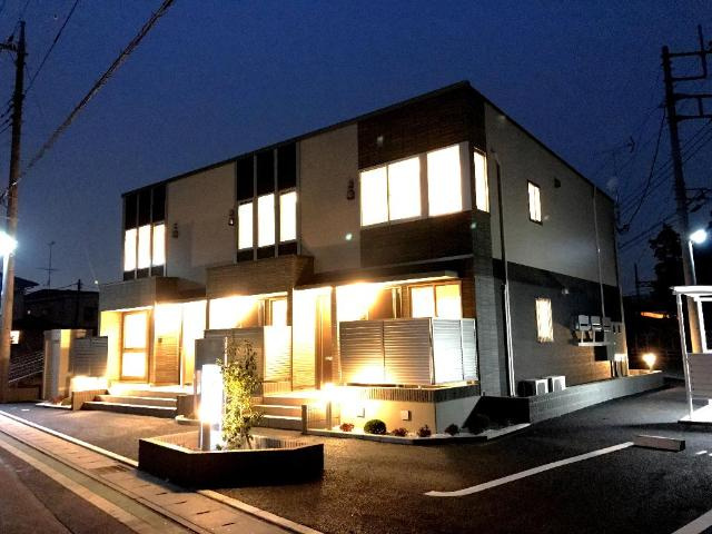 ヴィエナの外観|外観写真（夜）