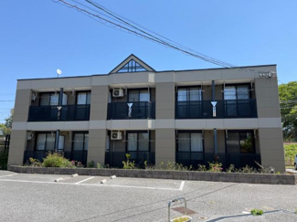 【外観】 | メゾンドラスリーズ | 外観写真（昼）