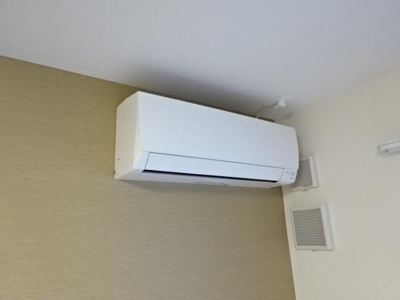 【設備】 | ファミーユ | エアコン