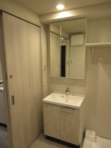 ユリカロゼ五反野の洗面所