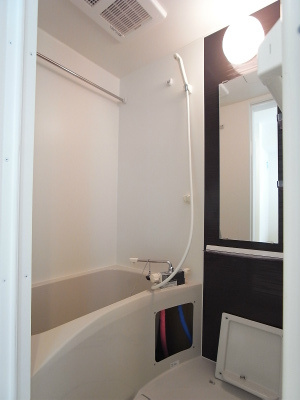 リブリ・HIMAWARIの浴室