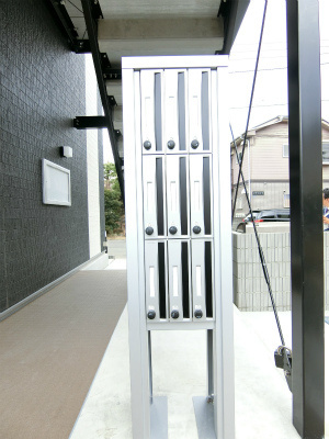 リブリ・アゼリア ガーデンのその他