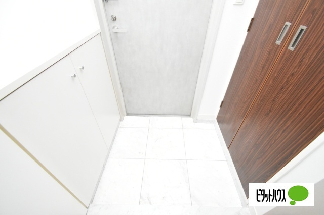 ADVANCE NAGAI Ⅱの玄関