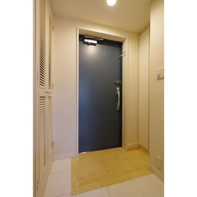 【玄関】コンフォリア両国ＤＥＵＸ