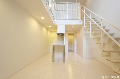 【居間・リビング】コンフォリア早稲田