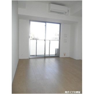 【居間・リビング】コンフォリア浅草橋