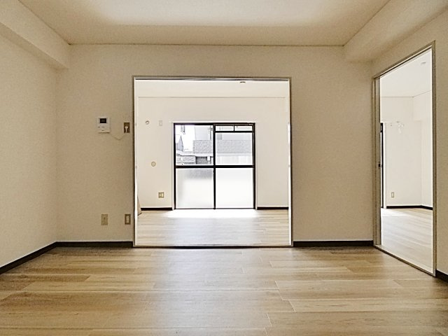 シャトー五才美の居間・リビング