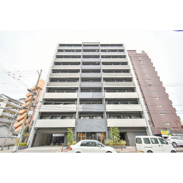 メインステージ新大阪の外観