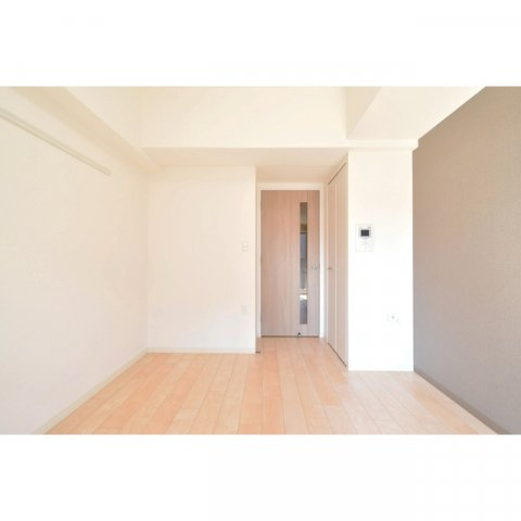 メインステージ新大阪の居間・リビング