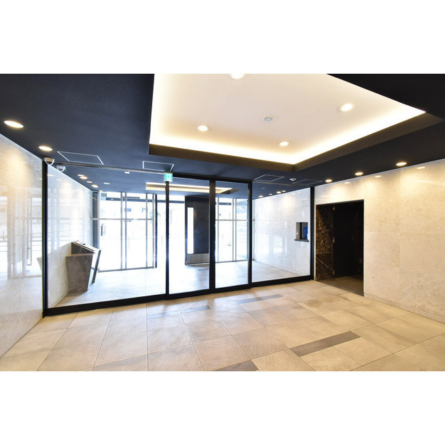 メインステージ新大阪の居間・リビング