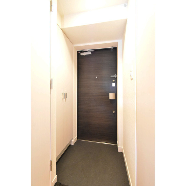 メインステージ新大阪の玄関