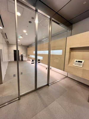 【エントランス】 | 市ヶ谷スクエアレジデンス