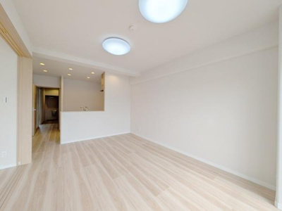 【駐車場】 | 泉北星和台コーポラス | お車の出し入れも楽々ですね♪現地駐車場部分になります！駐車場空有です！
