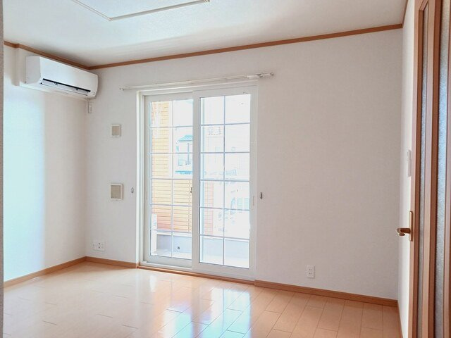 トパーズＣの居間・リビング|ゆったり過ごせるリビングです