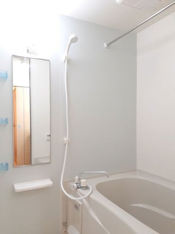 コンフォートＴＡＮＡＫＡの浴室|落ち着いた空間のお風呂です