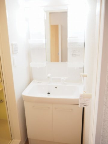 カルムセゾンの洗面所|洗面所です