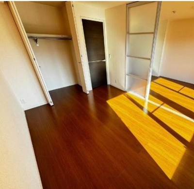 【洋室】 | アヴァンセーヌ草加