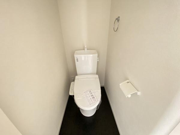 【トイレ】 | 明石市西明石東町1期1号棟　新築戸建