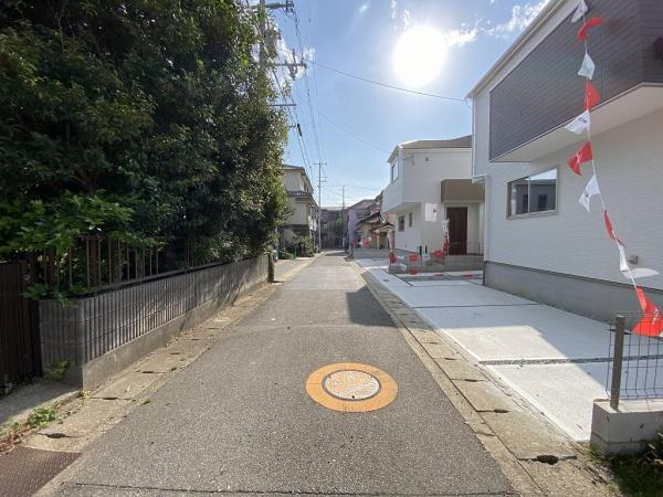 【前面道路含む現地写真】 | 明石市西明石東町1期1号棟　新築戸建