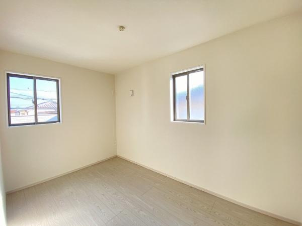 【洋室】 | 明石市西明石東町1期2号棟　新築戸建