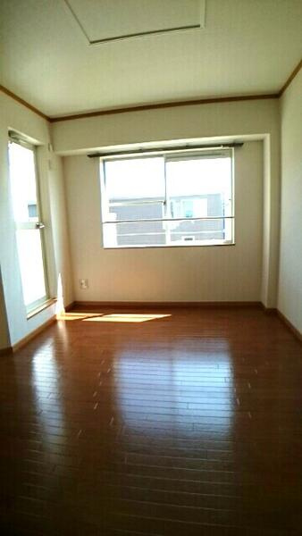 コスモスコーポＳＯＴＡ　Ｂの洋室