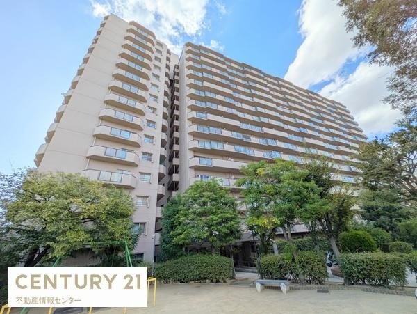 【外観】 | シティハイツこの花 | 総戸数367戸のマンモスマンションで、敷地内には公園もございます！
幅広い方がお住まいでファミリー層にも人気のマンションです！