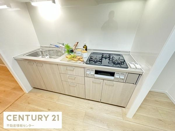 【キッチン】 | シティハイツこの花 | 独立型のキッチンは、収納も豊富です！
浄水器付きです！