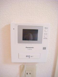 ハイツ　イーストテンのセキュリティ|★ＴＶモニター付きインターホン★