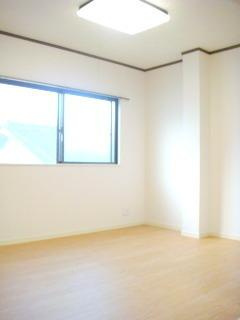 ハイツ　イーストテンの洋室|★きれいな洋室ですね★