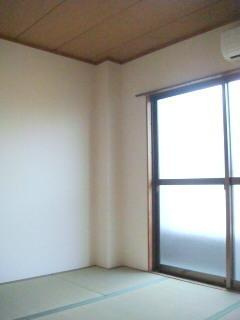 ハイツ　イーストテンのエントランス|★落ち着く和室★